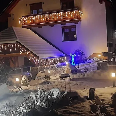 Pod Bukowym Lasem Appartement Meszna